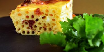 Makaronopita - spaghettti pie